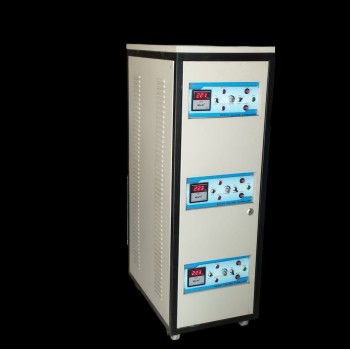 Servo Voltage Stabilizer (Three Phase)