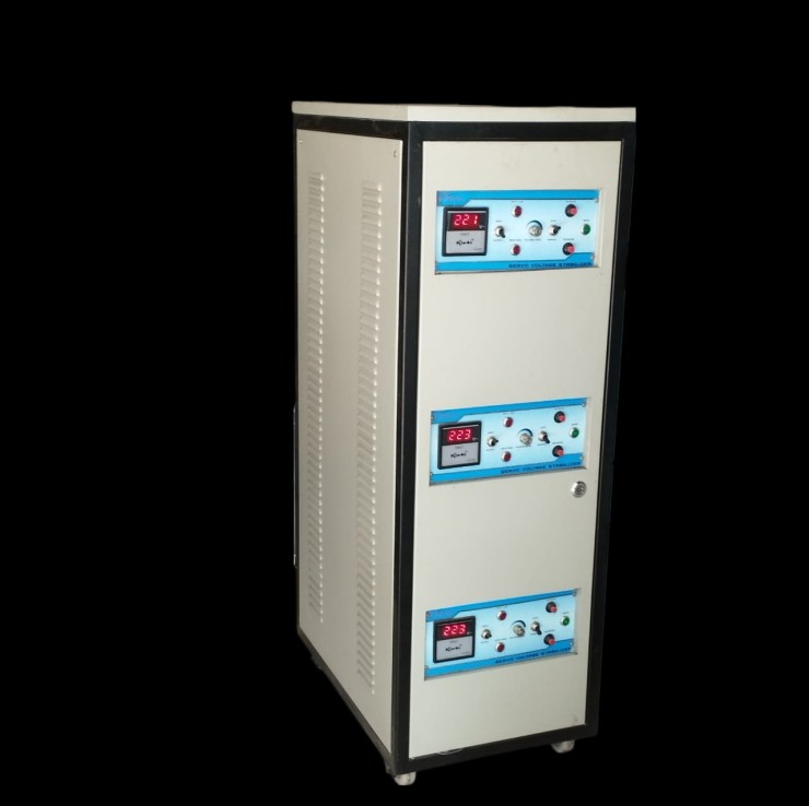 Servo Voltage Stabilizer (Three Phase)